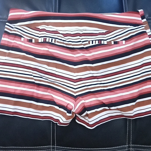 😍♥️♥️7th avenue New York and Co design studio shorts by Gabrielle Union - Picture 5 of 5